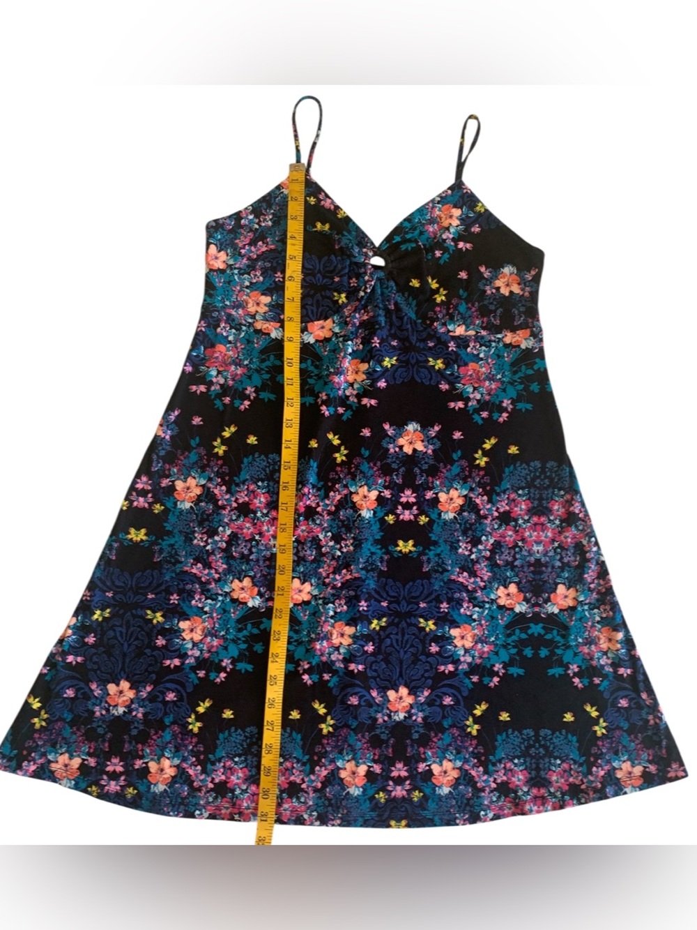 Mudd Floral Women’s Spaghetti Strap Sun Dress  Keyhole in front SZ Large - Picture 6 of 8